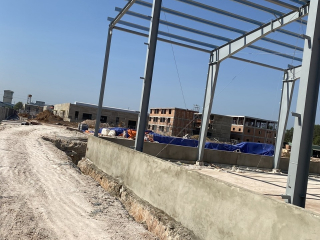 Thi công tường bao khu nhà xưởng